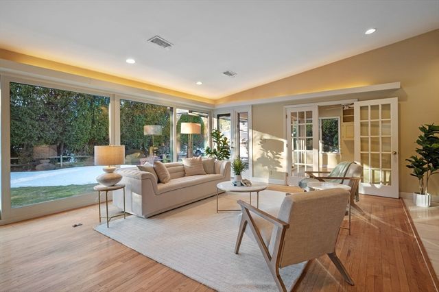 315 Puritan Road, Swampscott, MA 01907