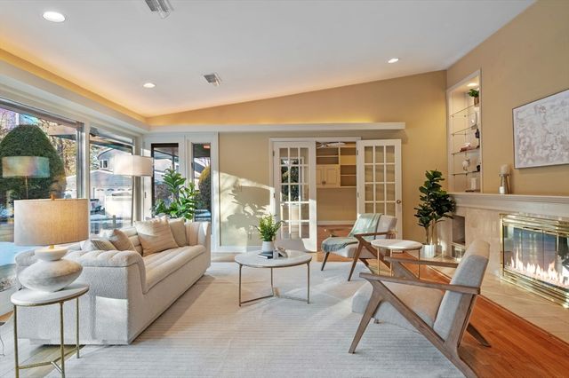 315 Puritan Road, Swampscott, MA 01907