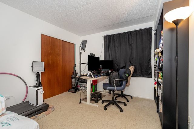 1472 Rock Run Drive 1B, Crest Hill, IL 60403