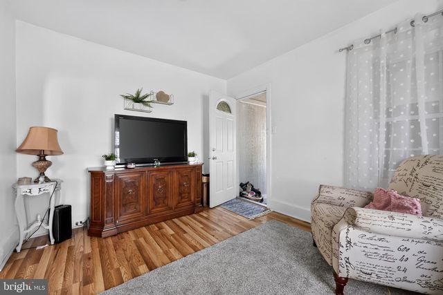 511 DELAWARE AVE, Palmyra, NJ 08065