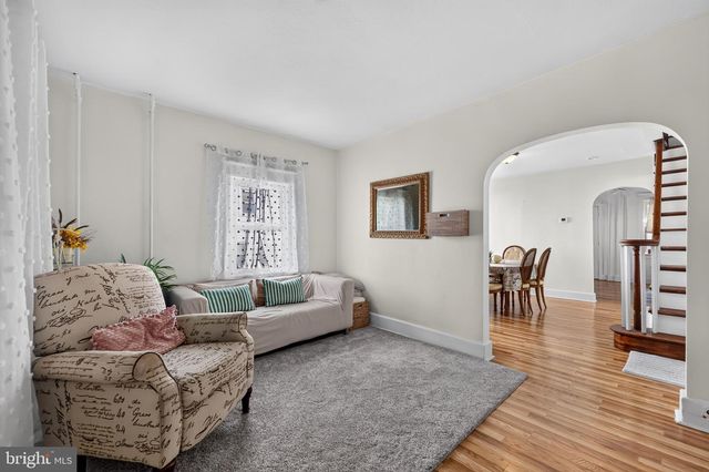 511 DELAWARE AVE, Palmyra, NJ 08065