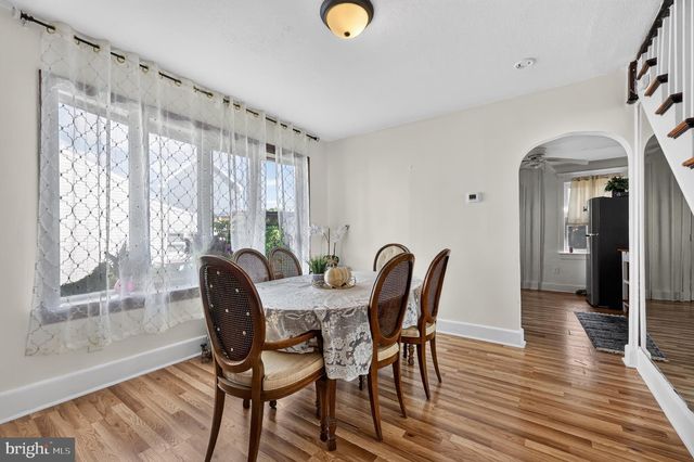 511 DELAWARE AVE, Palmyra, NJ 08065