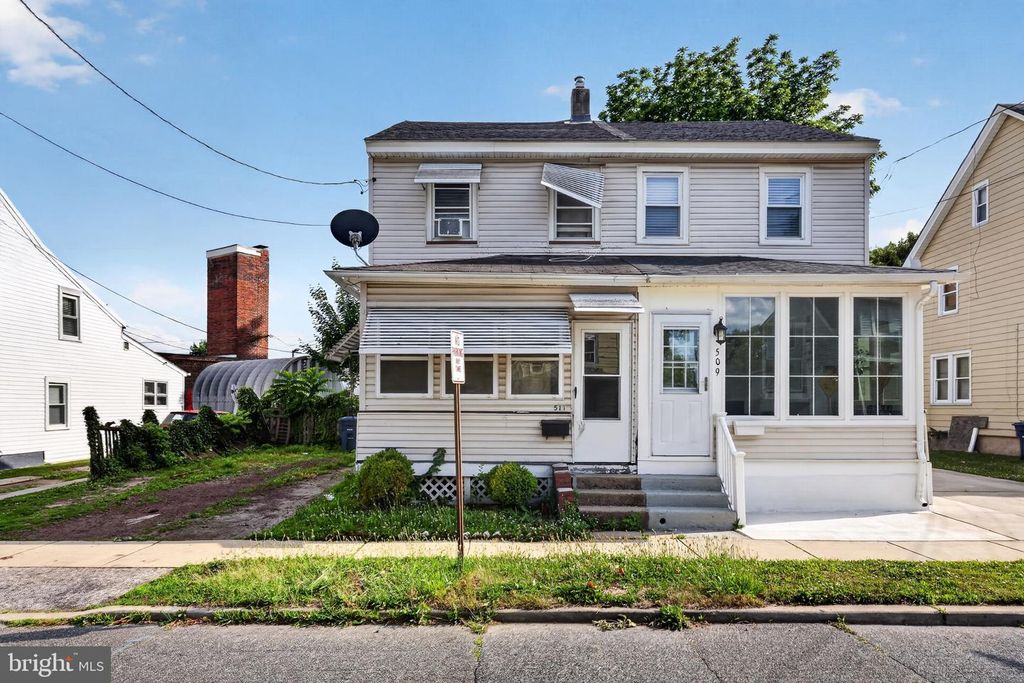 511 DELAWARE AVE, Palmyra, NJ 08065