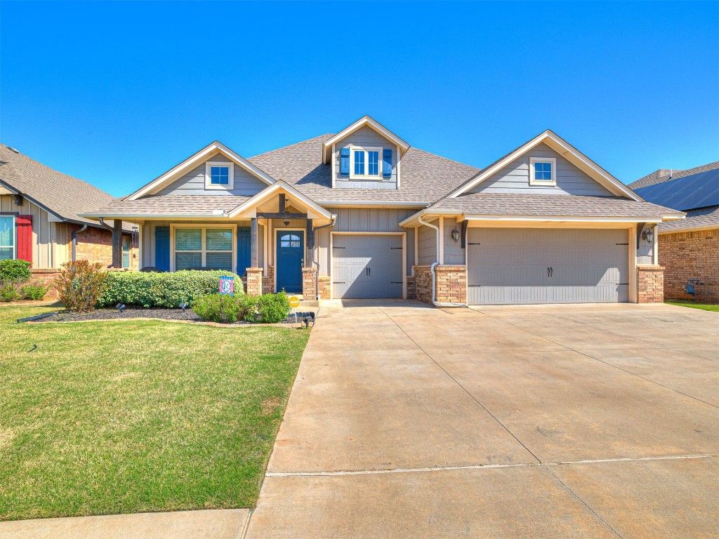 917 NE 34th Terrace, Moore, OK 73160