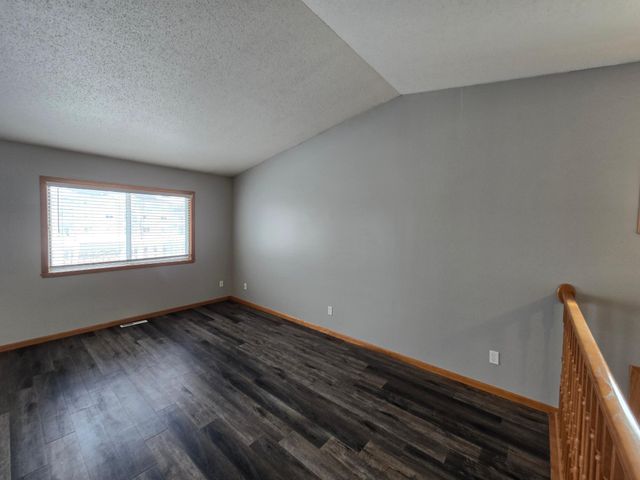 1702 41ST Avenue S, Moorhead, MN 56560