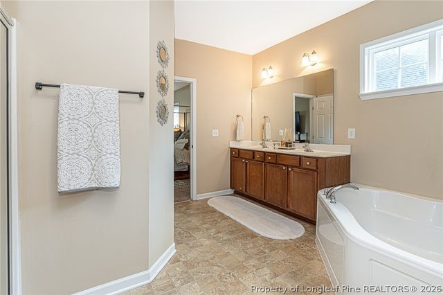 598 Heathrow Drive, Spring Lake, NC 28390