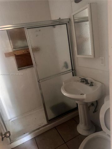 2845 NW 8th St, Fort Lauderdale, FL 33311
