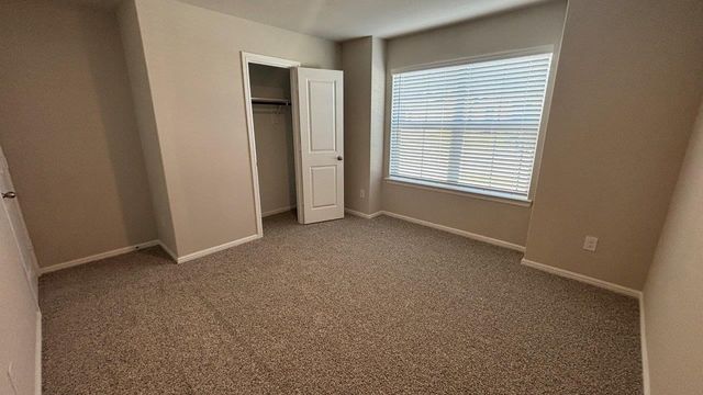 9465 MINT HILL Drive, Fort Worth, TX 76108