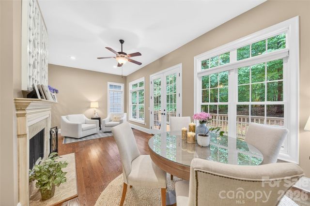 2932 Oakdale Road, Charlotte, NC 28216