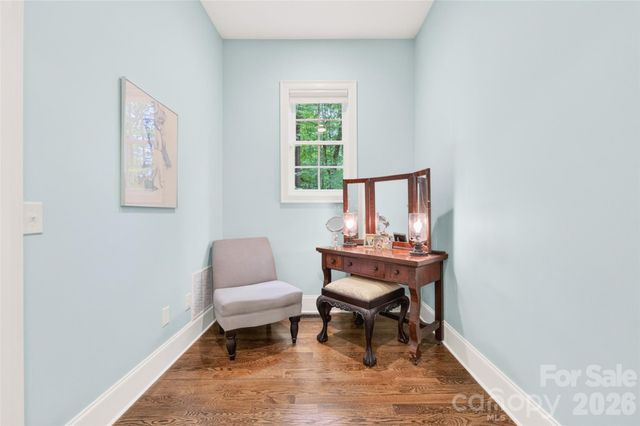 2932 Oakdale Road, Charlotte, NC 28216