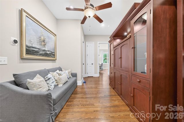 2932 Oakdale Road, Charlotte, NC 28216