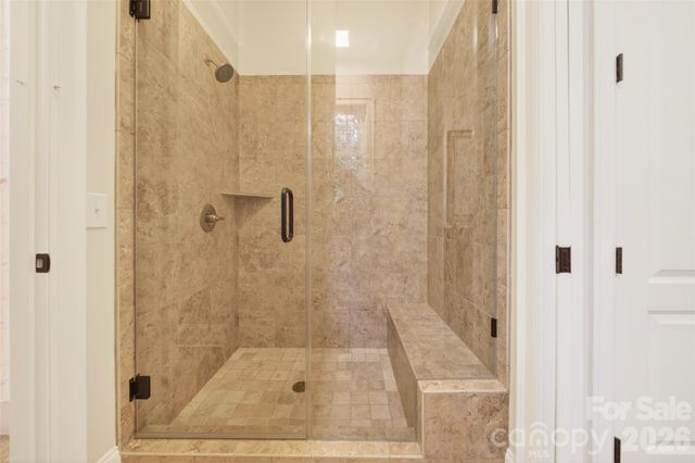 2932 Oakdale Road, Charlotte, NC 28216