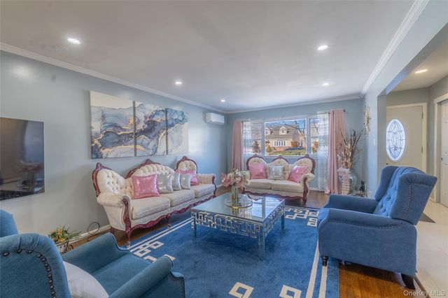 25708 147th Avenue, Rosedale, NY 11422