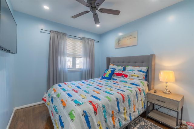 25708 147th Avenue, Rosedale, NY 11422