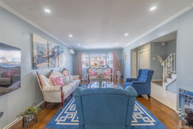 25708 147th Avenue, Rosedale, NY 11422