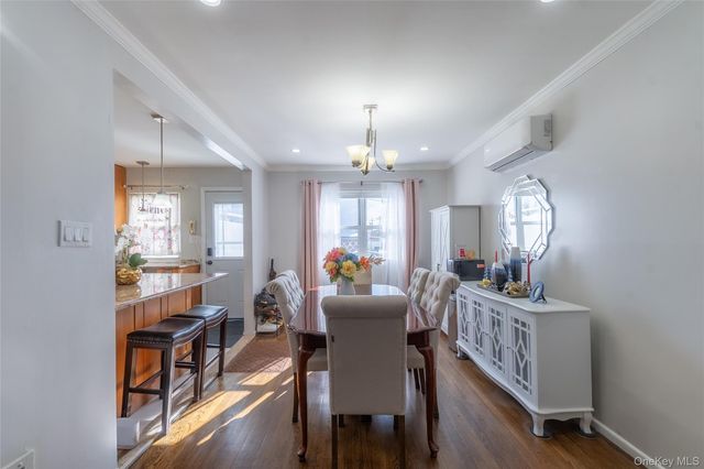 25708 147th Avenue, Rosedale, NY 11422