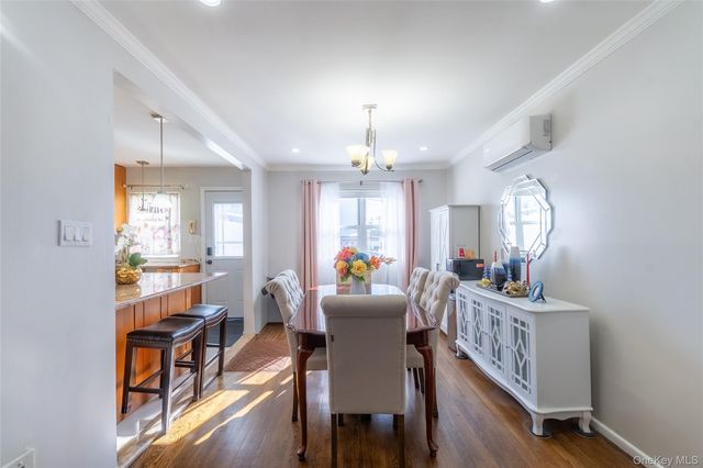 25708 147th Avenue, Rosedale, NY 11422