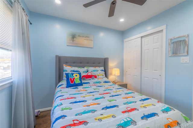 25708 147th Avenue, Rosedale, NY 11422