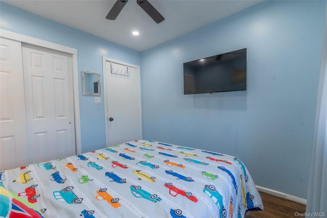 25708 147th Avenue, Rosedale, NY 11422