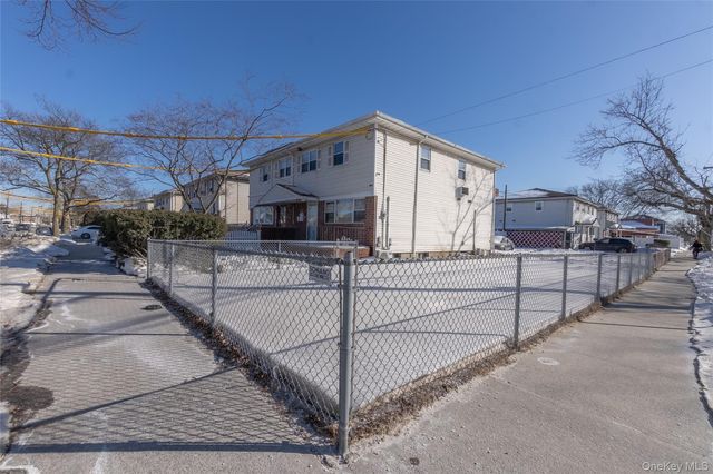 25708 147th Avenue, Rosedale, NY 11422