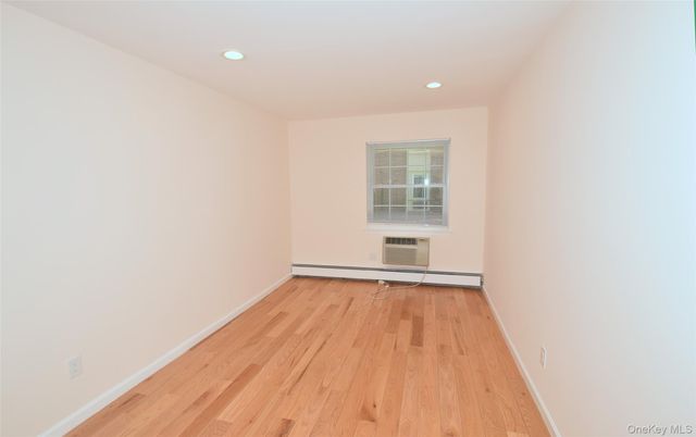 206-14 Emily Road 42 L, Bayside, NY 11360