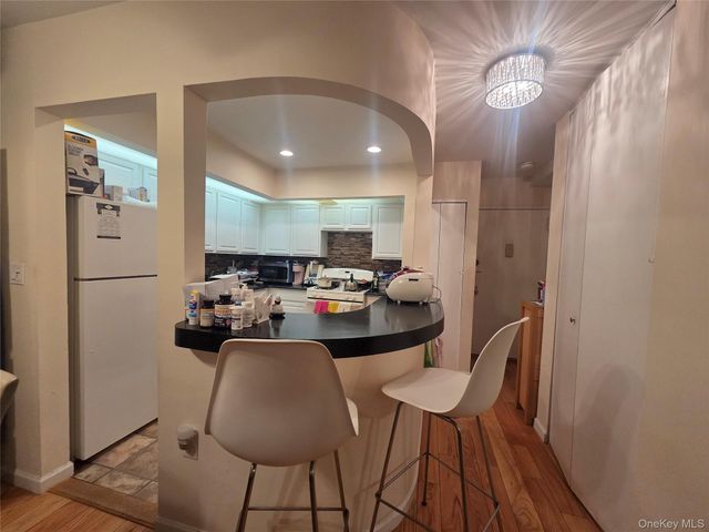 206-14 Emily Road 42 L, Bayside, NY 11360