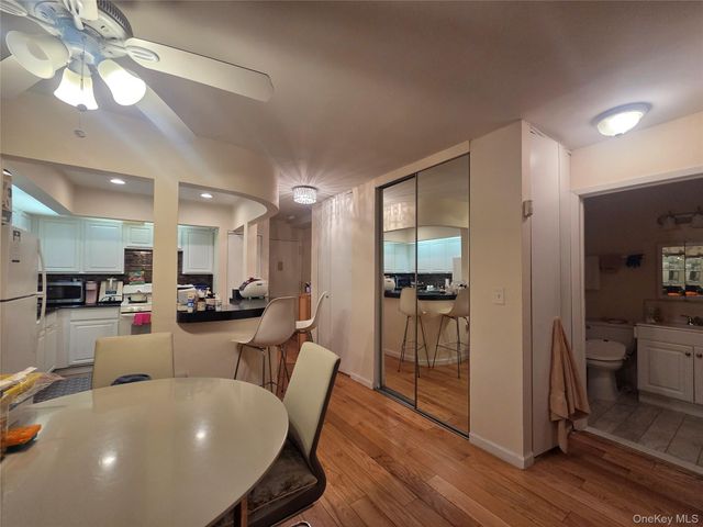 206-14 Emily Road 42 L, Bayside, NY 11360