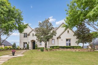 156 Stoneleigh Drive, Heath, TX 75032