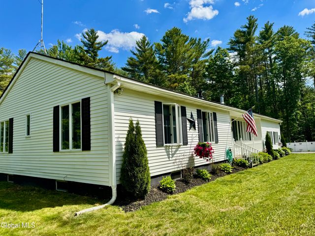 59 North Drive, Lake Luzerne, NY 12846