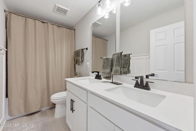 75353 FOX CROSS Avenue, Yulee, FL 32097