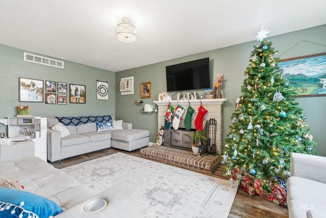 4426 W Clark Cir, Boise, ID 83705