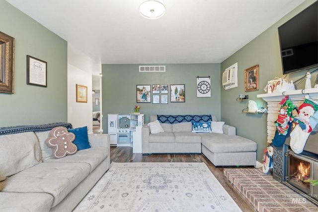 4426 W Clark Cir, Boise, ID 83705