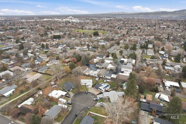 4426 W Clark Cir, Boise, ID 83705