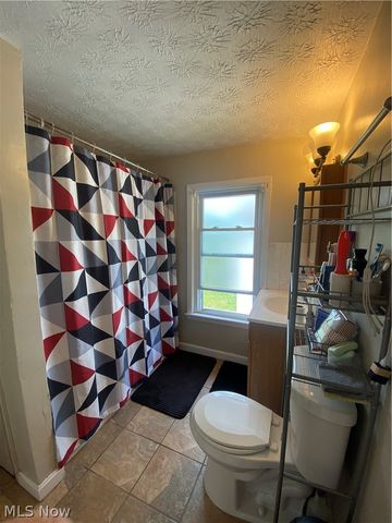 1536 E 195th Street, Euclid, OH 44117