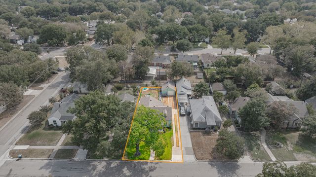 4309 Lovell, Fort Worth, TX 76107