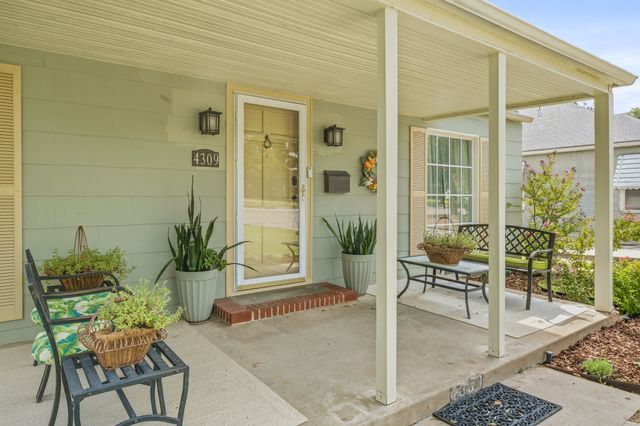 4309 Lovell, Fort Worth, TX 76107