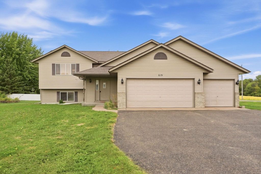 619 Nelson Lane, Center City, MN 55012 — photo 2