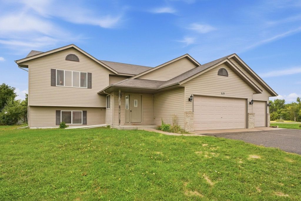 619 Nelson Lane, Center City, MN 55012 — photo 4
