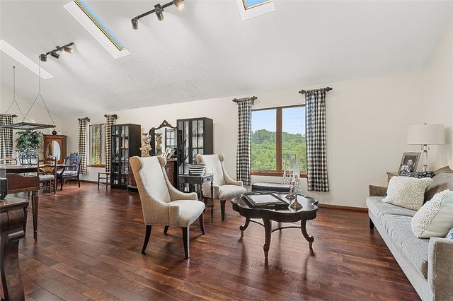 2628 Washington Blvd, Glassport, PA 15045