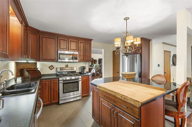 2628 Washington Blvd, Glassport, PA 15045