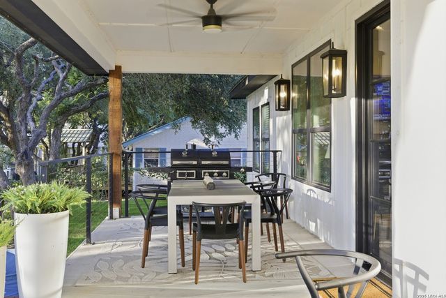 451 Legion Loop, Kingsland, TX 78639