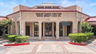 16333 S Great Oaks DR 100, Round Rock, TX 78681