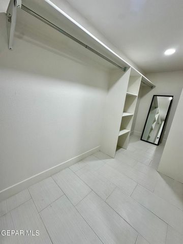 8045 GILBERT Drive, El Paso, TX 79907