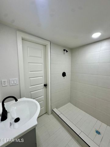 8045 GILBERT Drive, El Paso, TX 79907