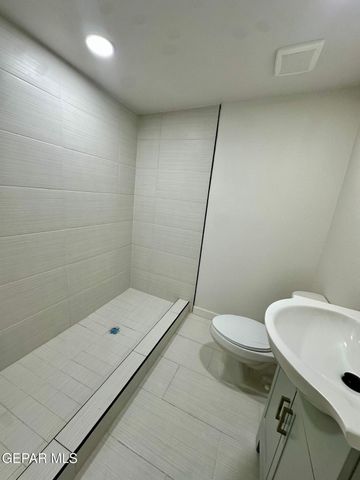 8045 GILBERT Drive, El Paso, TX 79907