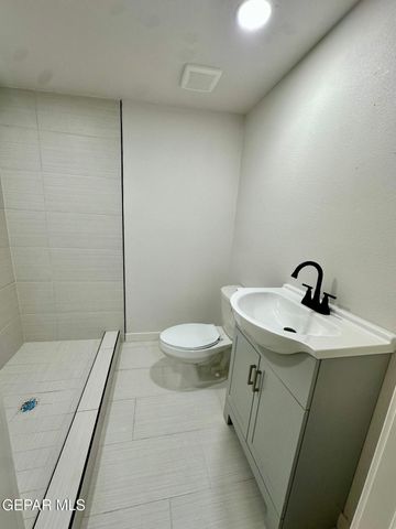 8045 GILBERT Drive, El Paso, TX 79907