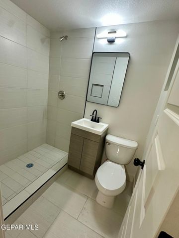 8045 GILBERT Drive, El Paso, TX 79907