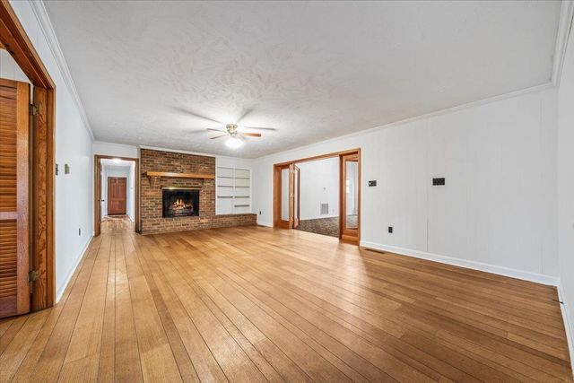 102 LINDEN ST, Grand Junction, TN 38039