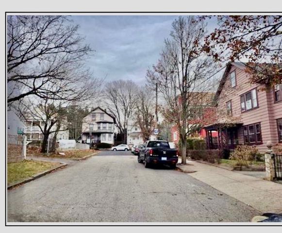 18 Dunnell Avenue, Pawtucket, RI 02860