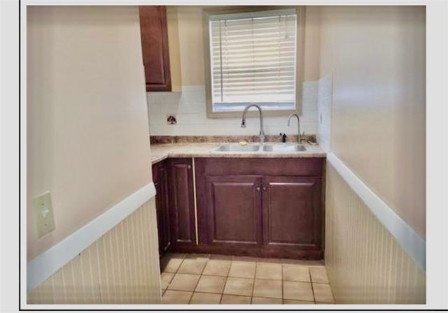 18 Dunnell Avenue, Pawtucket, RI 02860